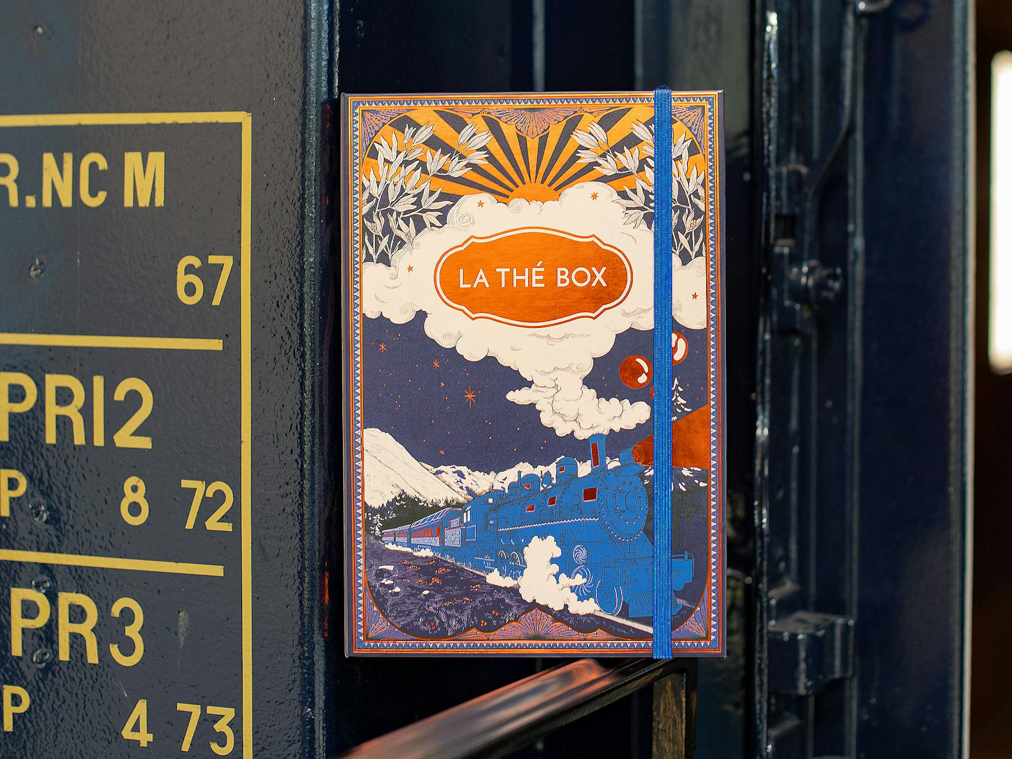 Picture of la thébox l'orient express on the real train l'orient express